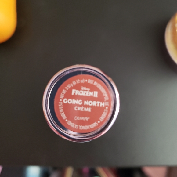 disney frozen 2 make up-- lipstick - Picture 4 of 5